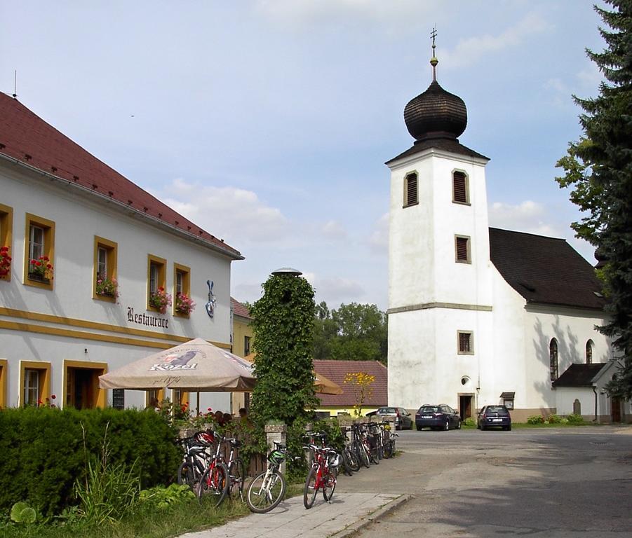 Pension A Restaurace Rudolec Hotel Cesky Rudolec Exterior photo