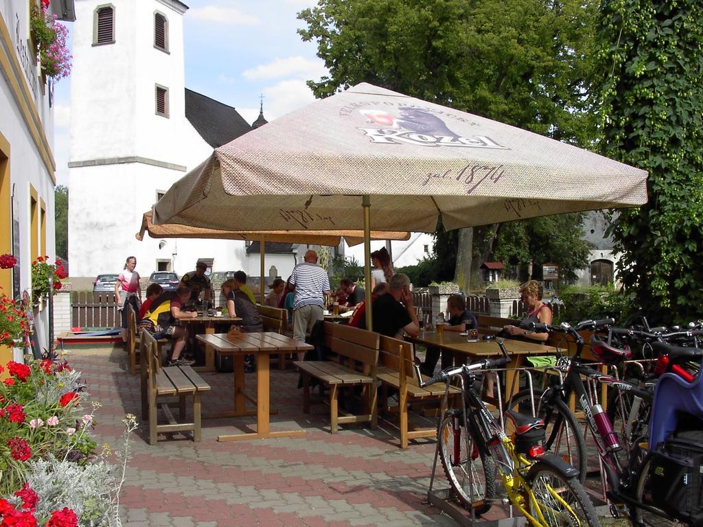 Pension A Restaurace Rudolec Hotel Cesky Rudolec Exterior photo